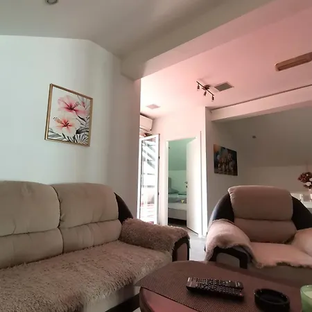Nik-rom 1 Panzió