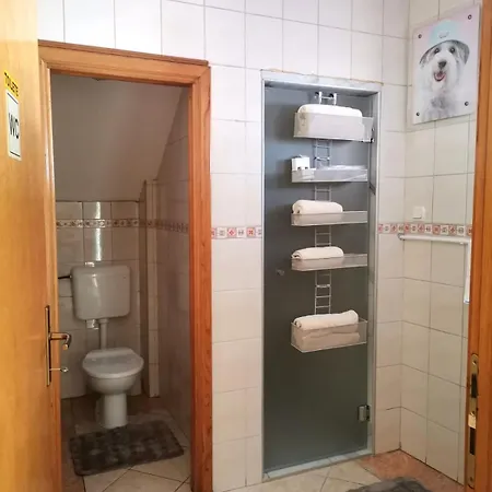 Nik-rom 1 Panzió